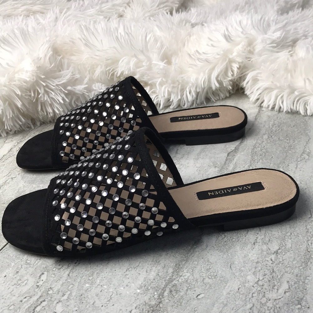 🎉Sale🎊 Ava & Aiden Crystal Sandals - Picture 8 of 15